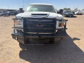 2019 GMC Sierra 3500HD - Primary Damage Straight On Image